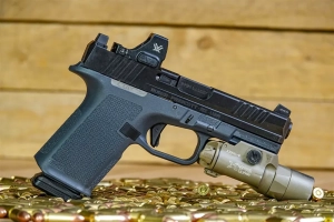 Pistolet Ruger RXM - owoc współpracy dwóch renomowanych firm: Ruger oraz Magpul Industries
