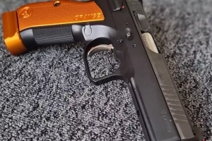 Sprzedam pistolet sportowy CZ Shadow 2 Orange