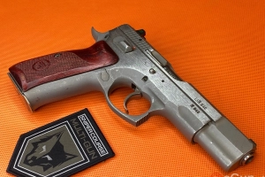 Pistolet CZ 75 B OMEGA Stainless kal.9x19mm