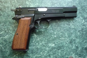 Pistolet Browning HP MK III kal.9x19