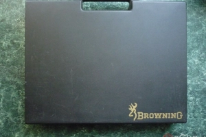 Pistolet Browning HP MK III kal.9x19