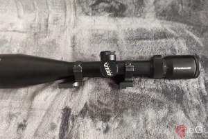 Delta Optical Titanium 2.5-10x56 HD - stan bardzo dobry