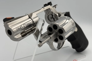 Colt King Cobra 2,5" – polerowana stal, kolekcjonerski